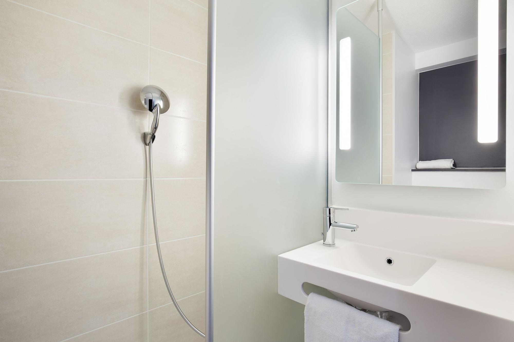 B&B Hotel Paris Sud Chatenay Malabry Екстер'єр фото